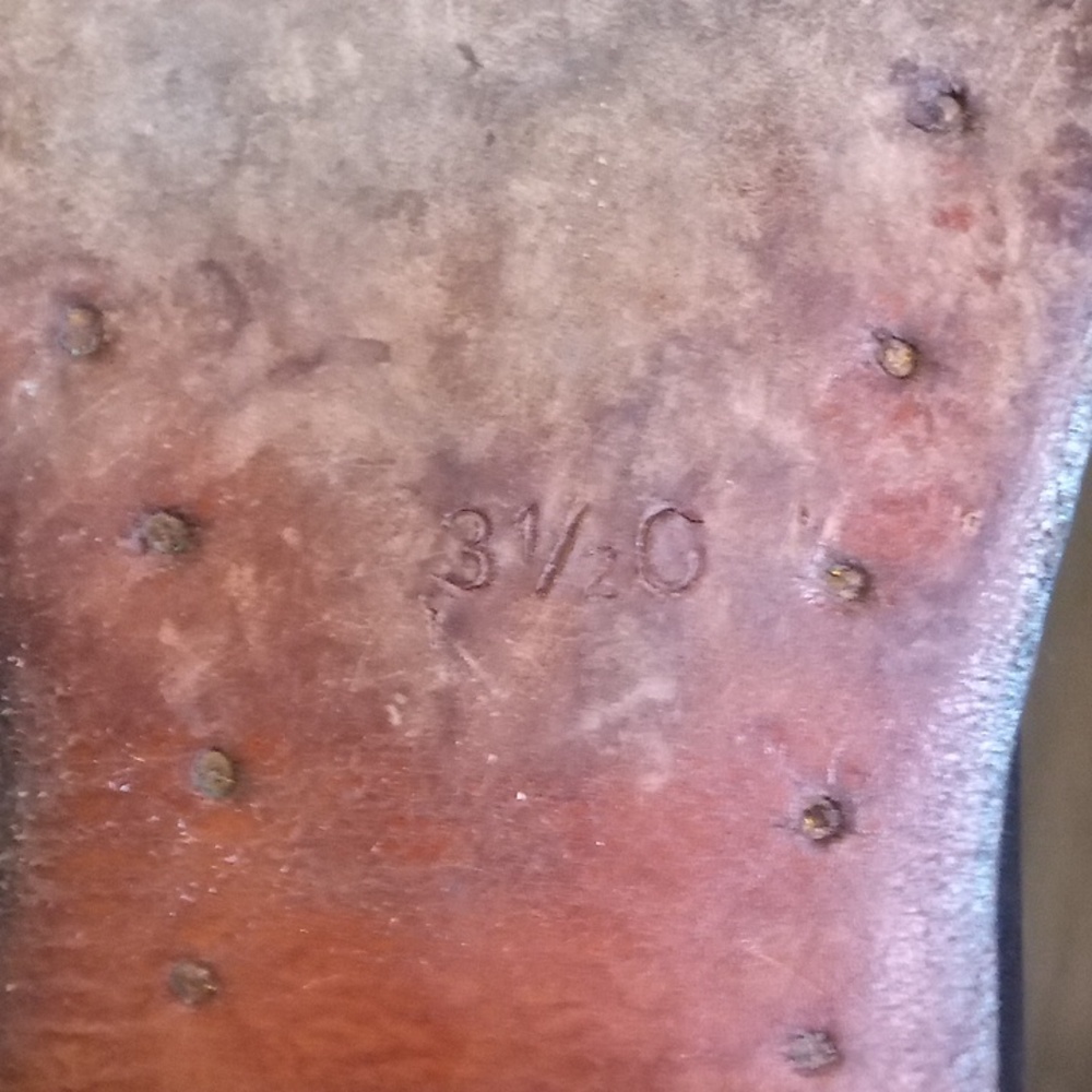 R.M. Williams Black Leather Boots - Picture 6 of 7